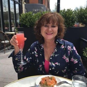 Meet your Posher, Lucy